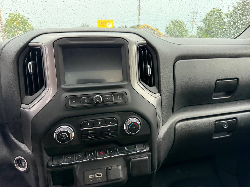 Used 2022 Chevrolet Silverado 1500 Custom Trail Boss AWD/4WD image 15