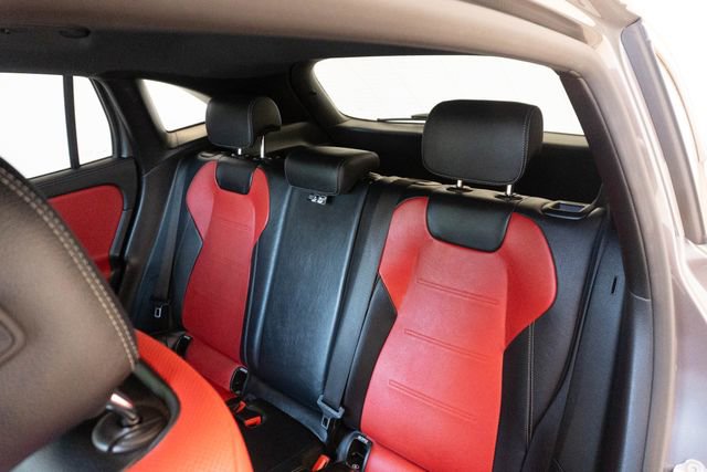 Used 2023 Mercedes-Benz GLA 250 4MATIC image 19