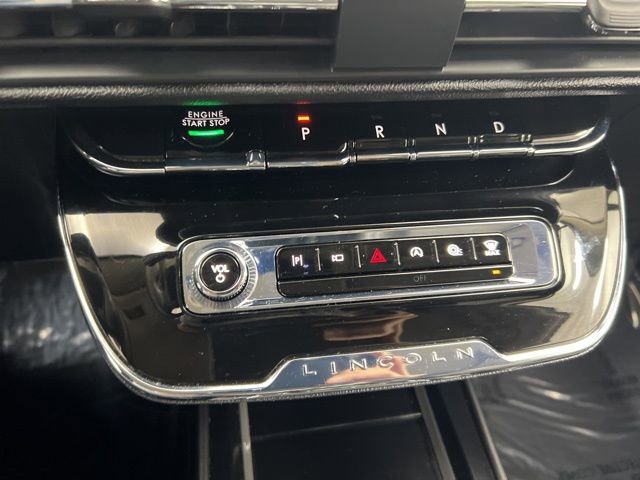 Certified 2023 Lincoln Corsair AWD w/ Equipment Group 101A image 17