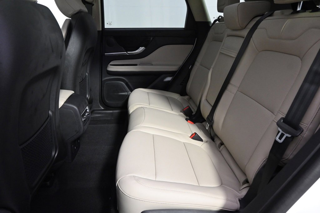 New 2026 Lincoln Corsair Premiere image 21