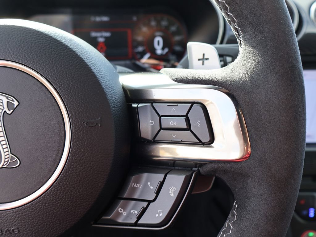 Used 2020 Ford Mustang Shelby GT500 w/ Technology Package image 37