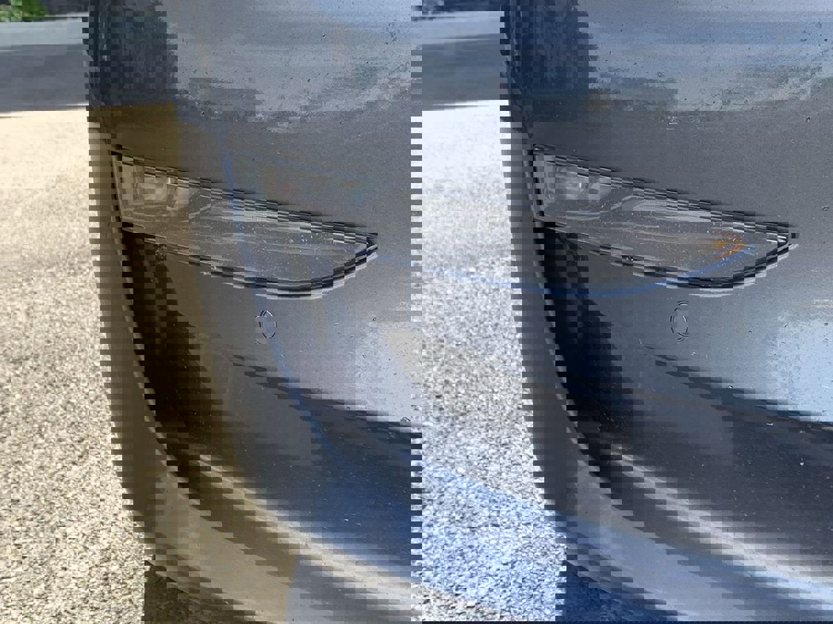 Used 2018 Tesla Model 3 Mid Range image 10