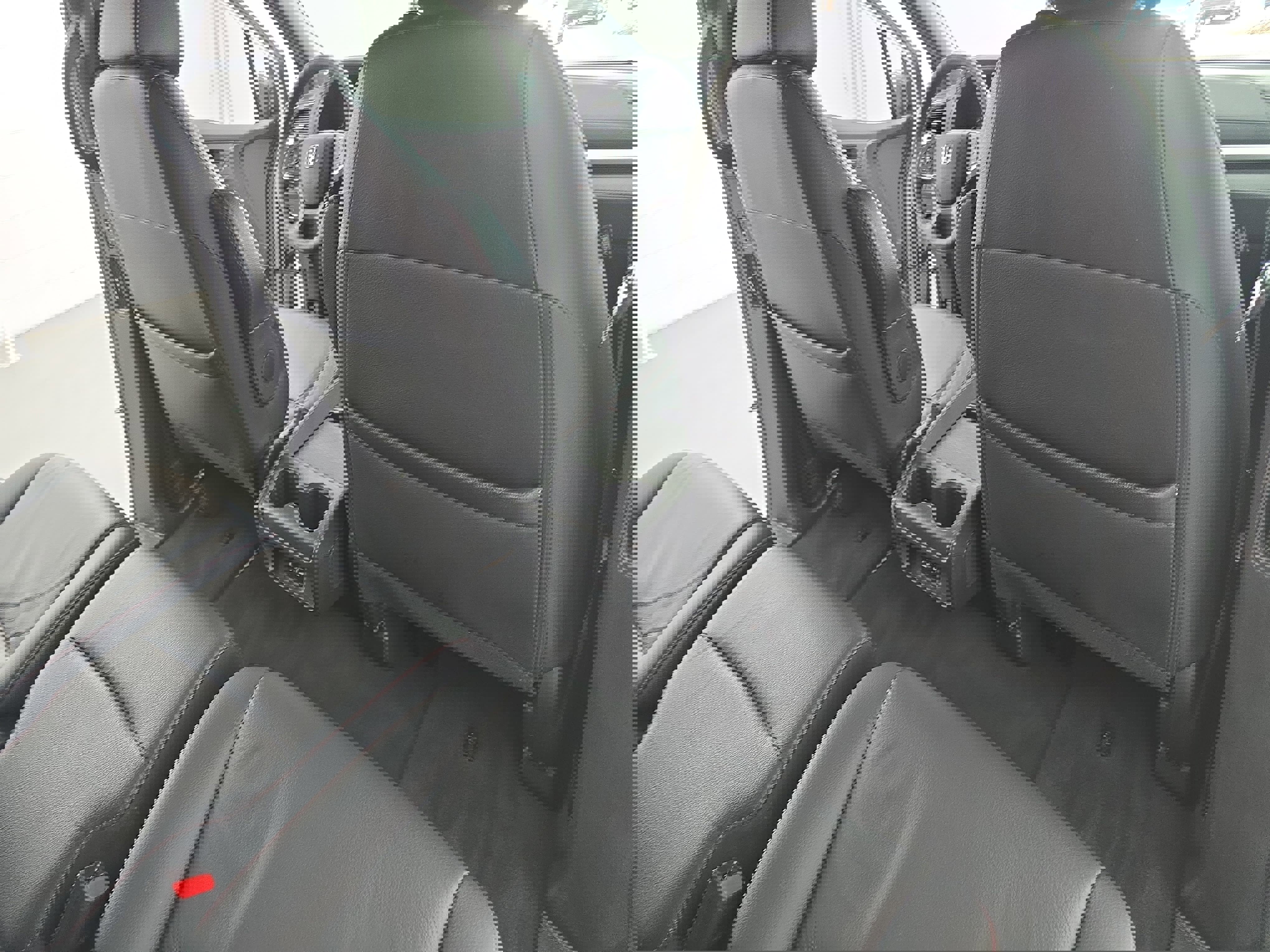 Used 2023 Honda Odyssey Sport image 11