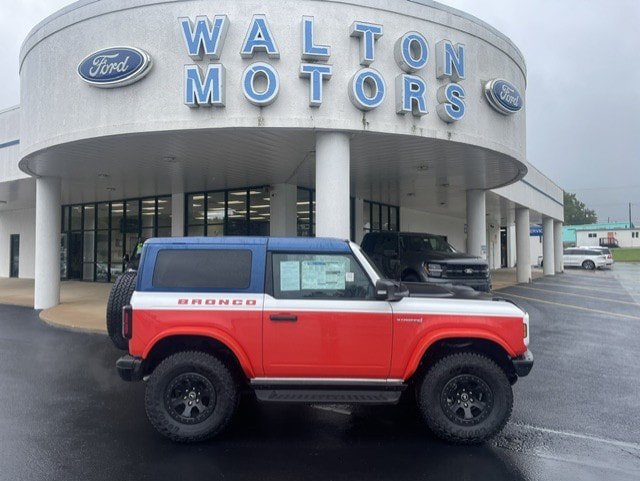 Used 2025 Ford Bronco Stroppe Edition AWD/4WD image 1