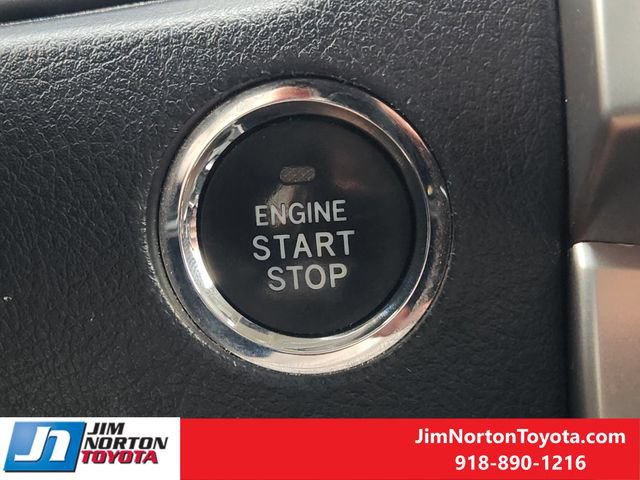 Used 2015 Toyota 4Runner Limited AWD/4WD image 21