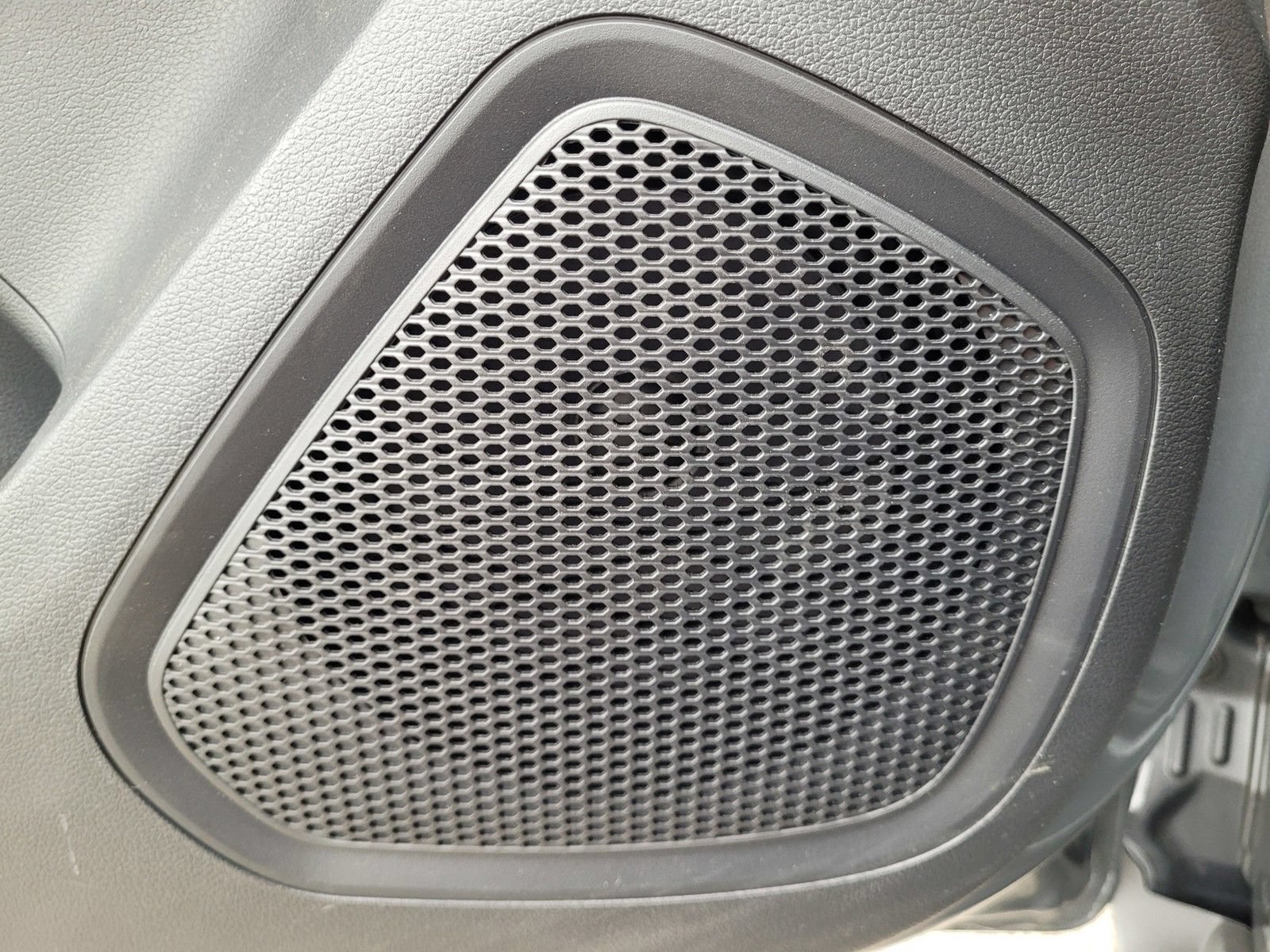 Certified 2026 Hyundai Venue SEL FWD image 24