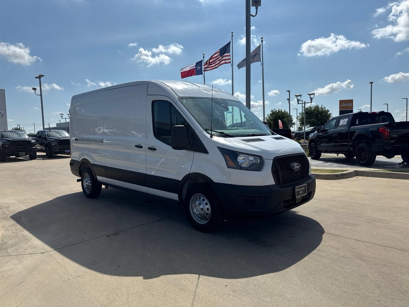New 2026 Ford Transit 250 148 Medium Roof w/ Load Area Protection Package RWD image 8