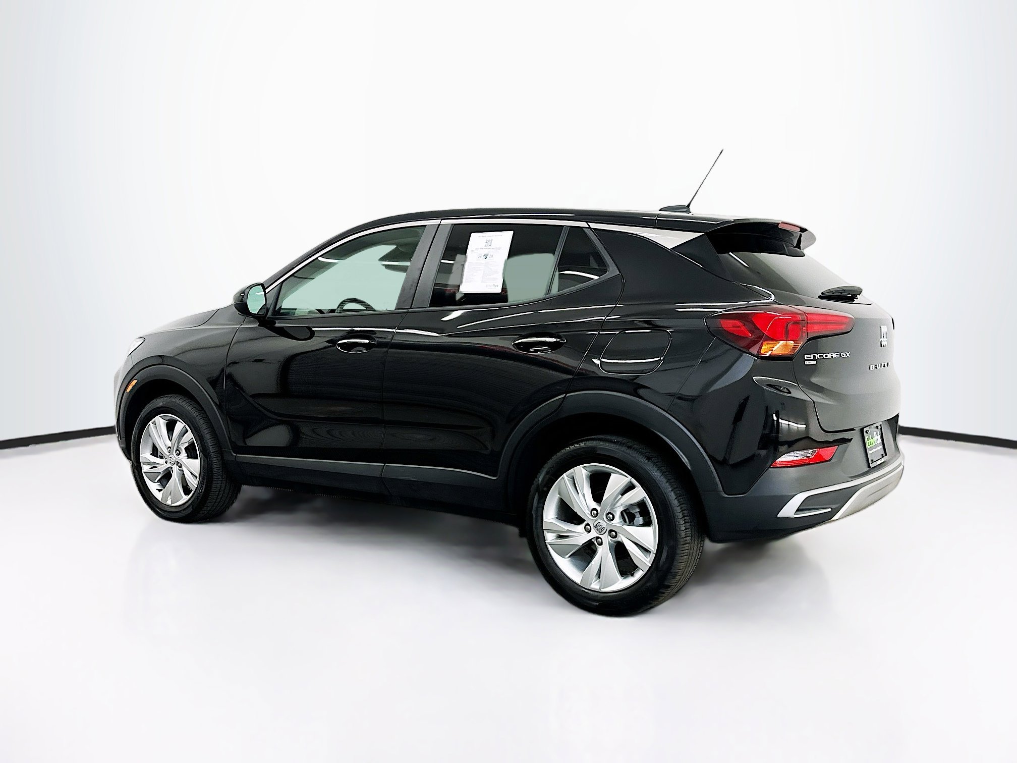 Used 2025 Buick Encore GX Preferred AWD/4WD image 5