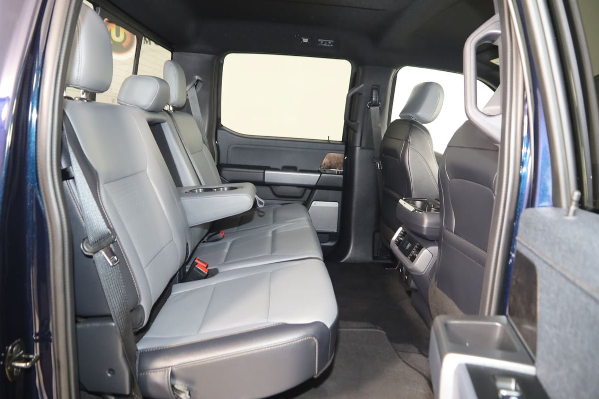 Used 2023 Ford F150 Lightning Lariat AWD/4WD image 14