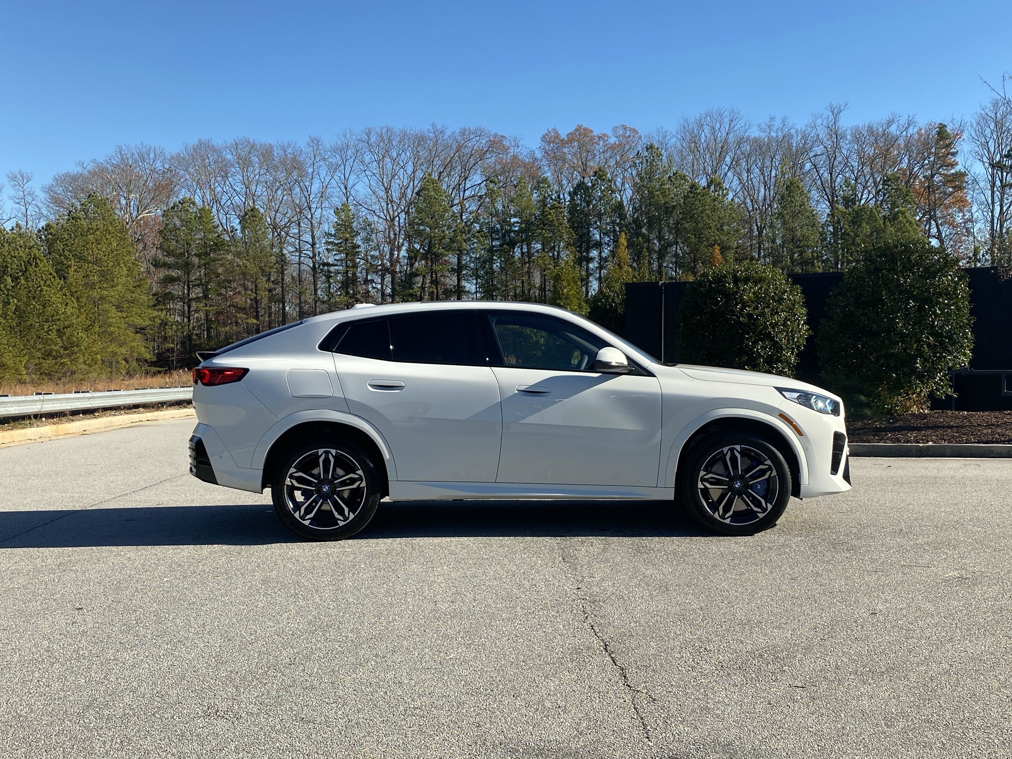 Used 2026 BMW X2 xDrive28i w/ Technology Package image 5