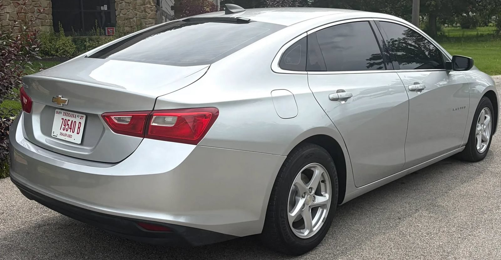 Used 2017 Chevrolet Malibu LS FWD image 4