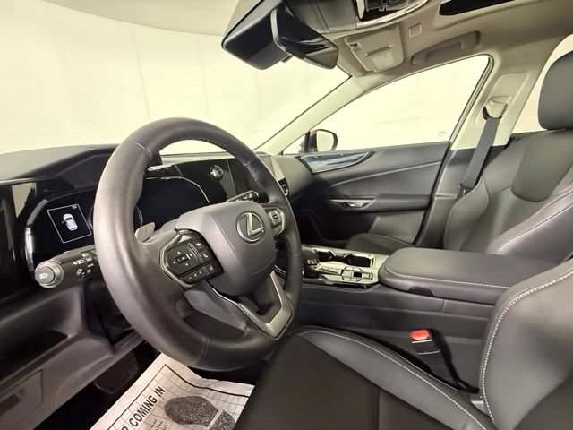 Used 2025 Lexus NX 350 AWD w/ Accessory Package (2T) image 7