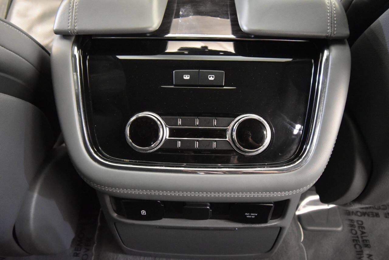 Used 2018 Lincoln Navigator Reserve w/ Technology Package image 21