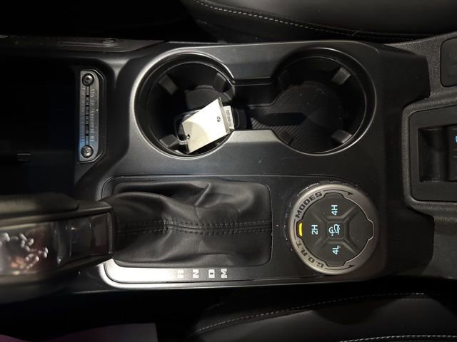 Used 2025 Ford Bronco Outer Banks image 33