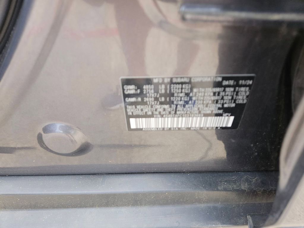 Used 2025 Subaru Outback Premium image 31