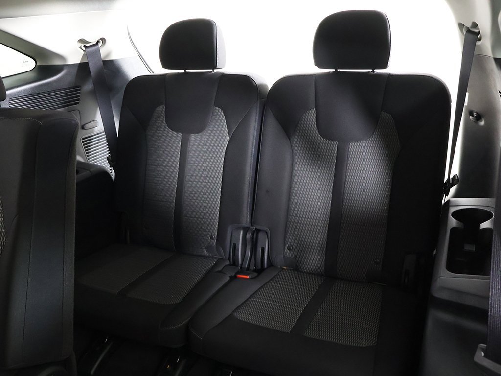 Used 2023 Kia Sorento LX image 34