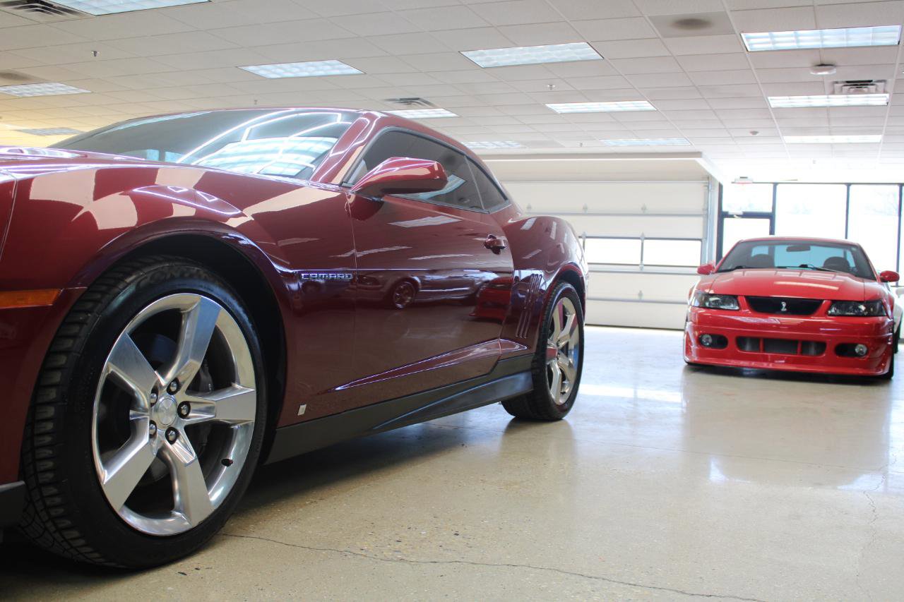 Used 2010 Chevrolet Camaro SS w/ LPO, Ground Effects Package image 17
