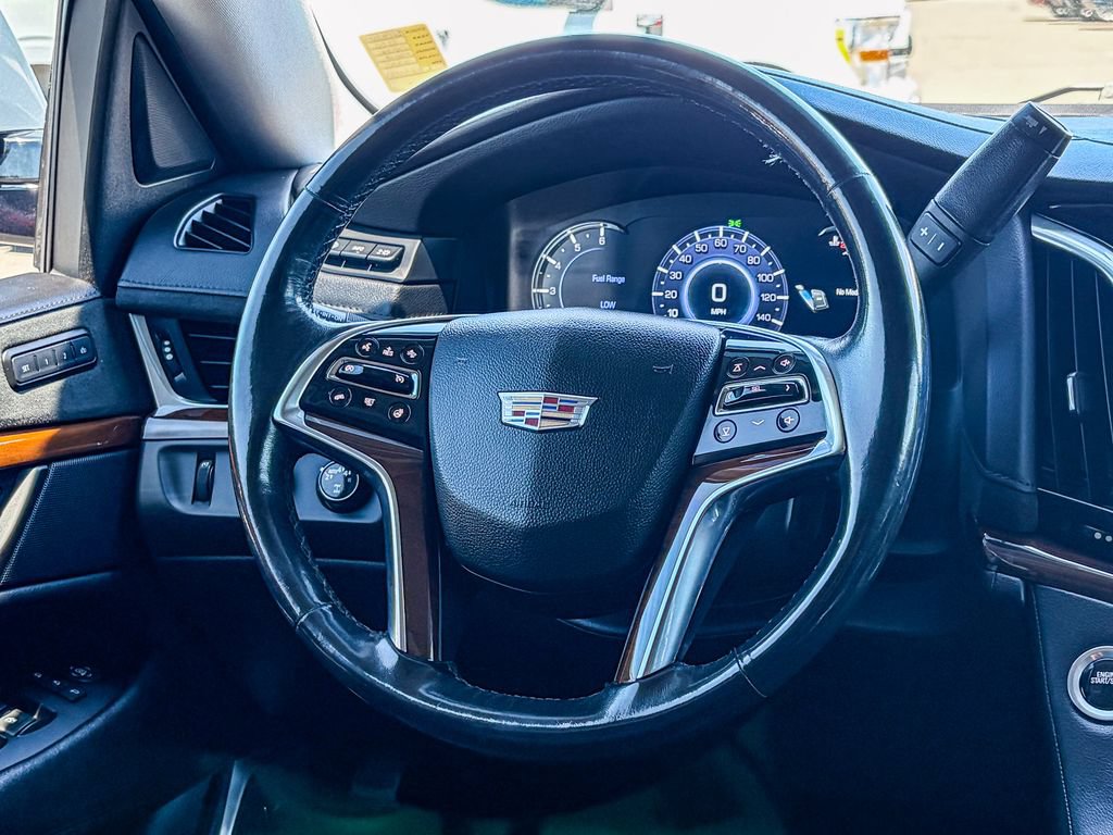Certified 2020 Cadillac Escalade Luxury AWD/4WD image 12