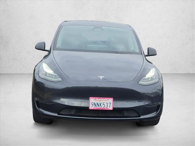 Used 2024 Tesla Model Y 2WD image 2