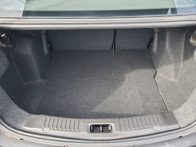 Used 2015 Ford Fiesta SE image 25