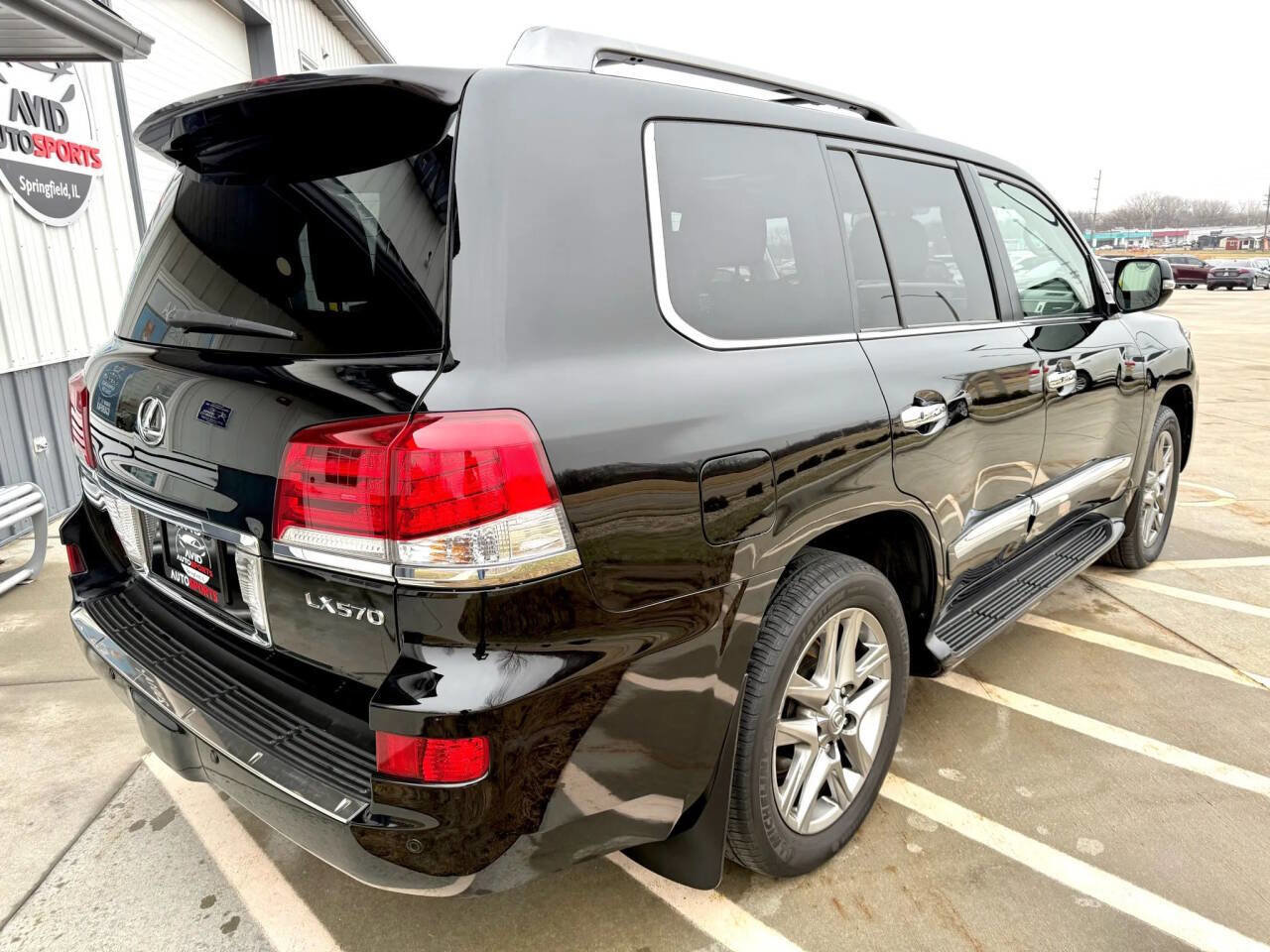 Used 2014 Lexus LX 570 4WD image 8