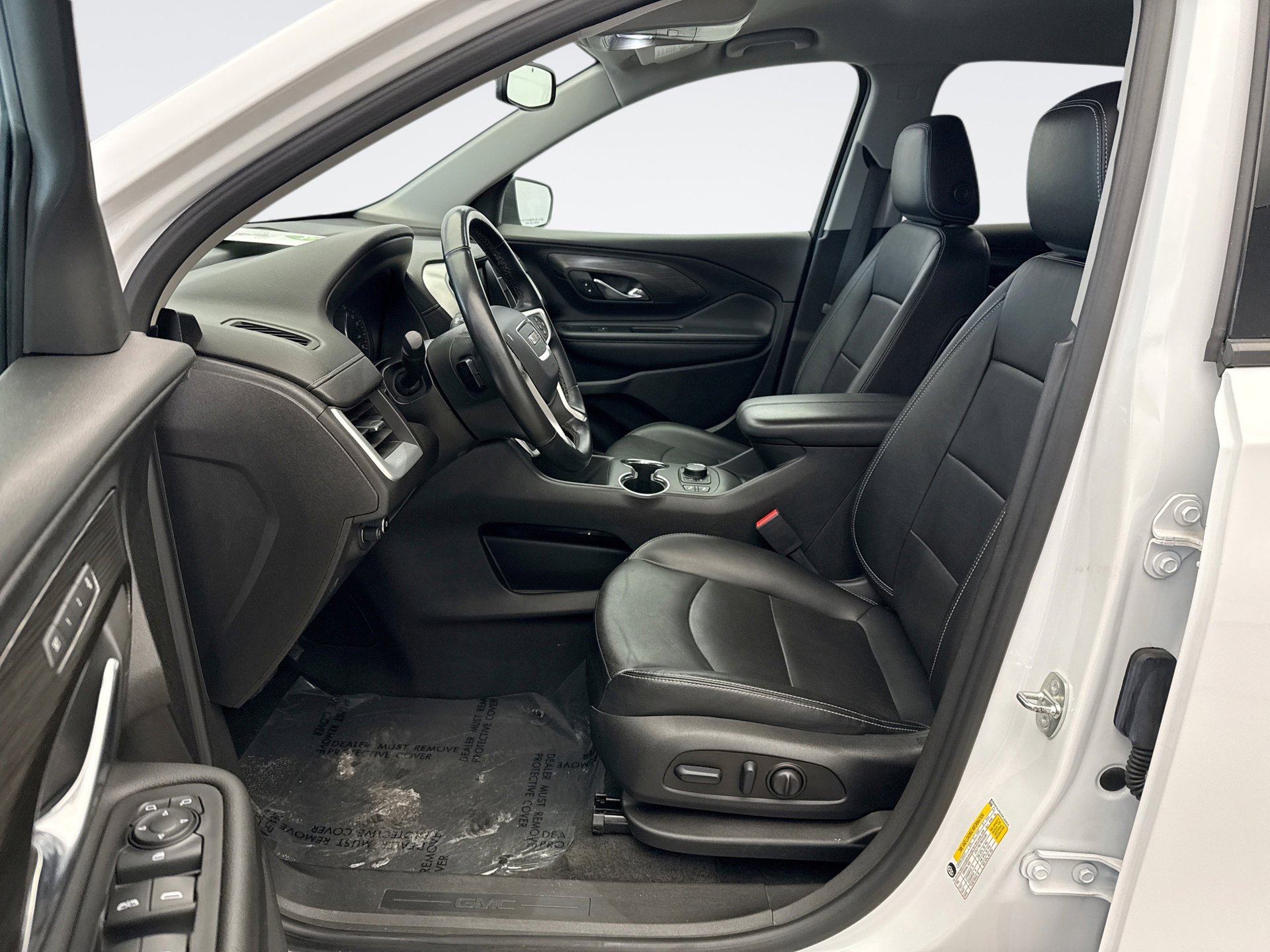 Used 2023 GMC Terrain SLT image 10