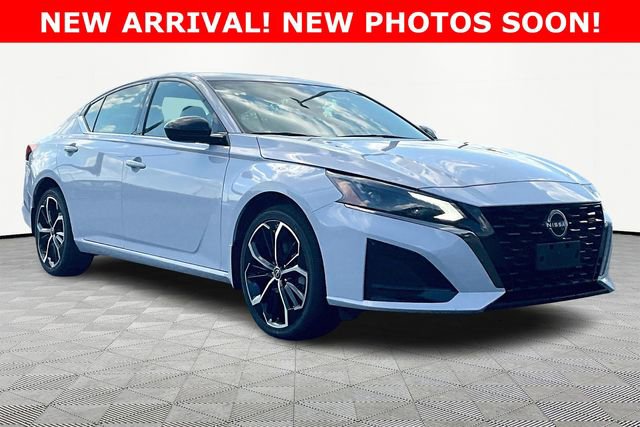 Used 2024 Nissan Altima 2.5 SR