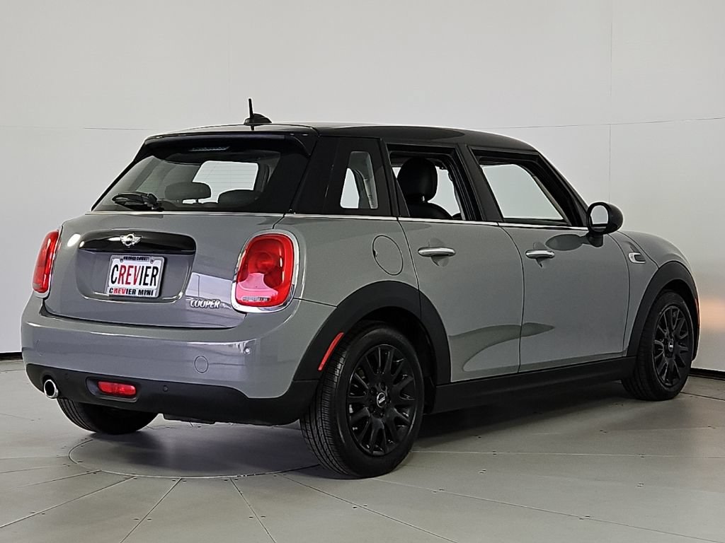 Used 2017 MINI Cooper 4-Door Hardtop FWD image 7