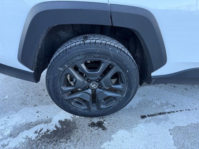 Used 2024 Toyota RAV4 Adventure AWD/4WD image 24