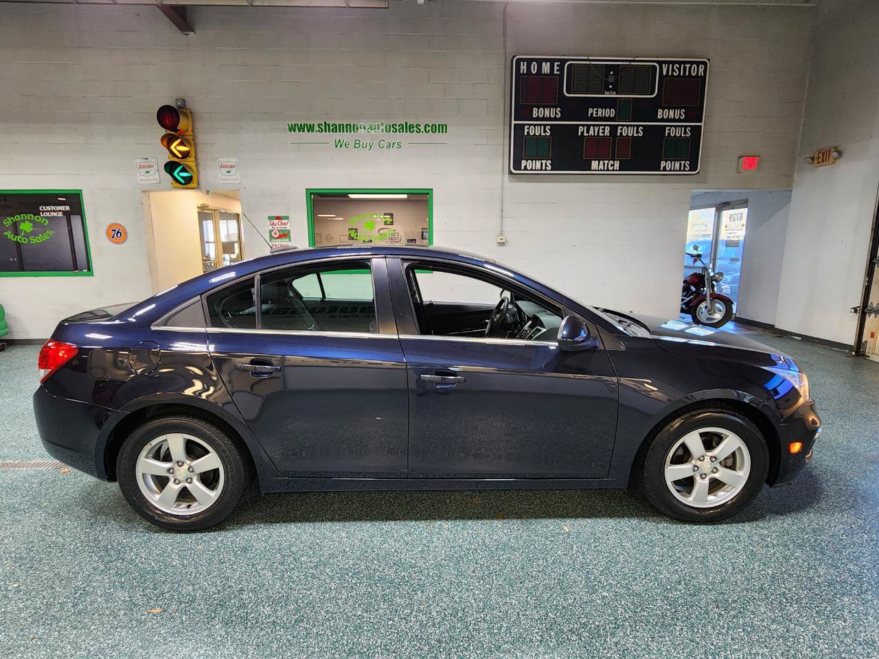 Used 2016 Chevrolet Cruze LT FWD image 5