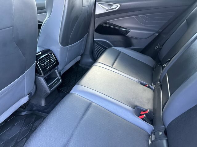 Used 2023 Volkswagen ID.4 Pro S RWD image 15