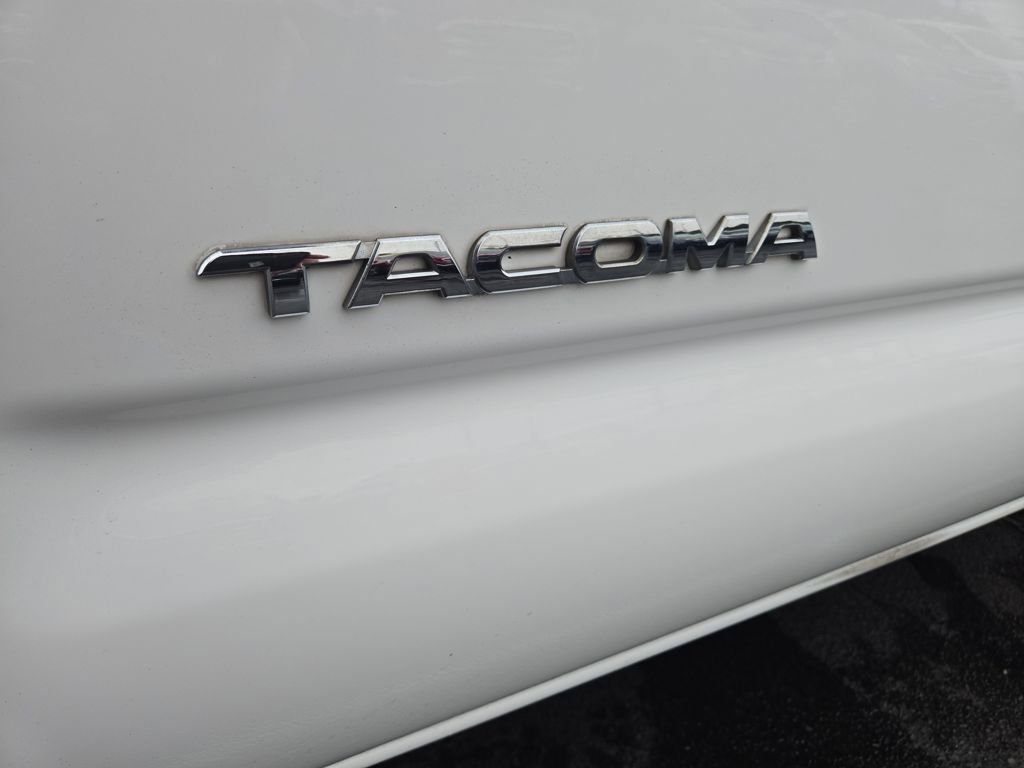 Used 2015 Toyota Tacoma 2WD Access Cab image 21