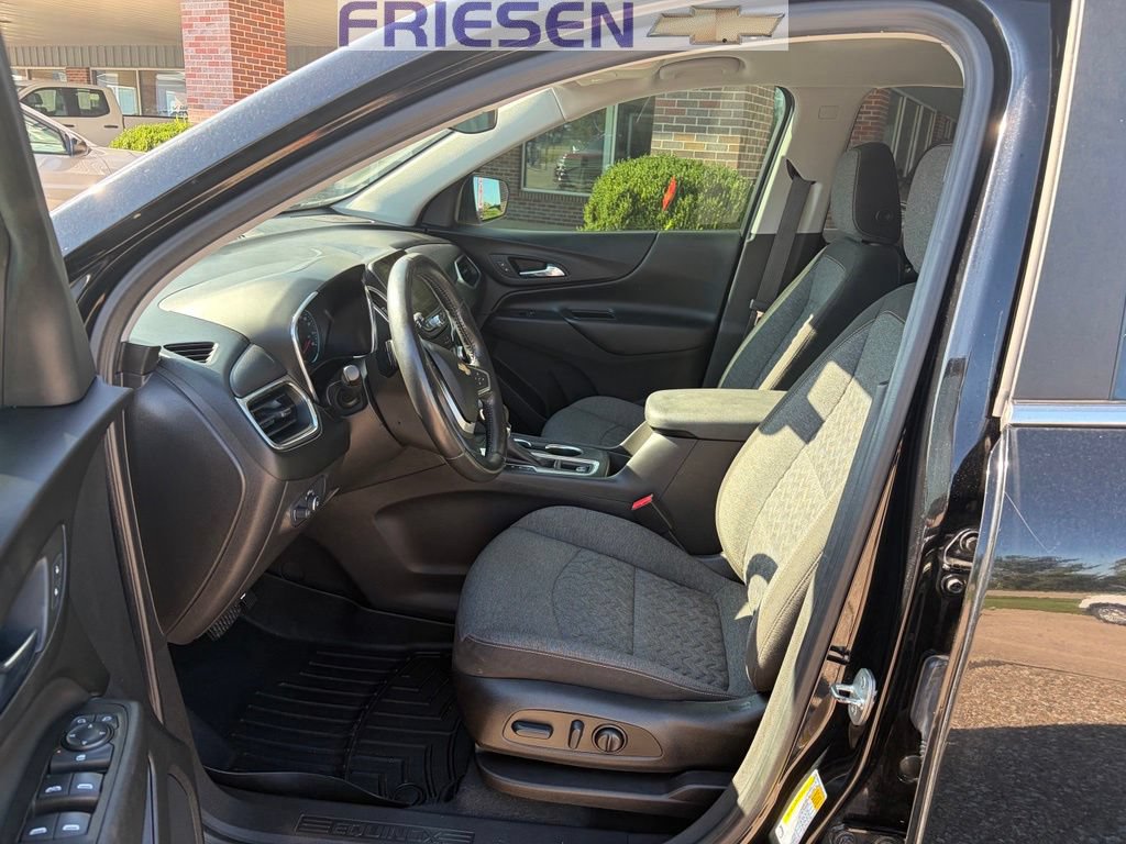 Used 2022 Chevrolet Equinox LT AWD/4WD image 10