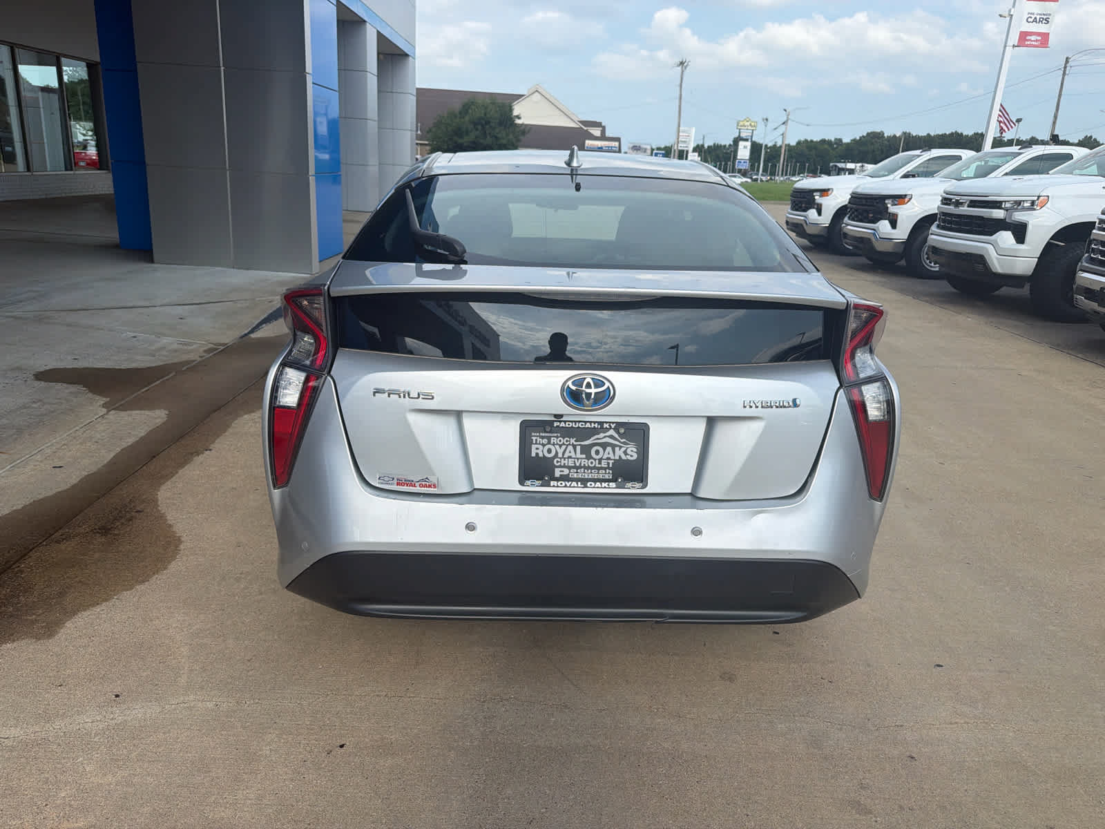 Used 2018 Toyota Prius Two w/ Prius Two Safety Plus Package FWD image 4