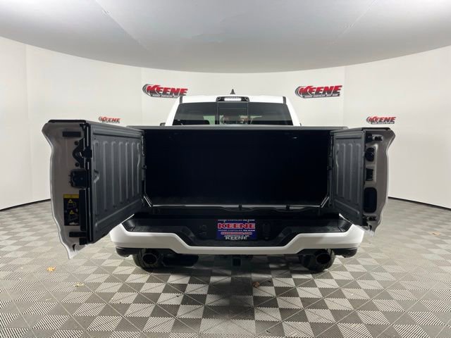 New 2026 RAM 1500 Laramie w/ Night Edition image 8
