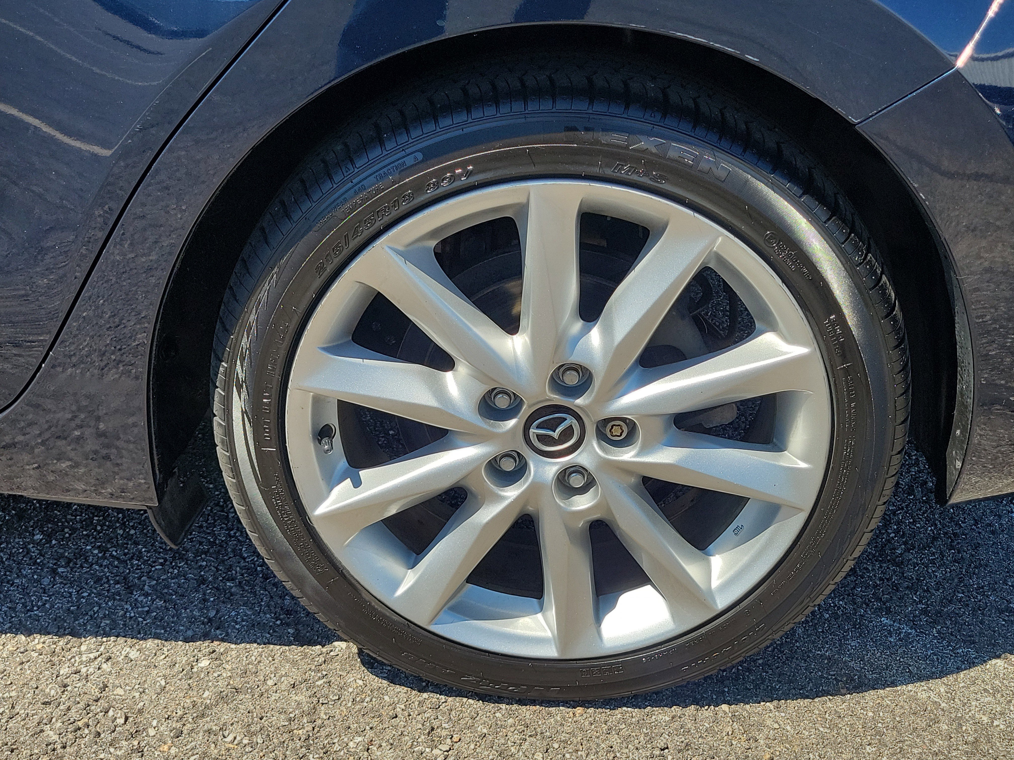 Used 2017 MAZDA MAZDA3 Touring FWD image 7