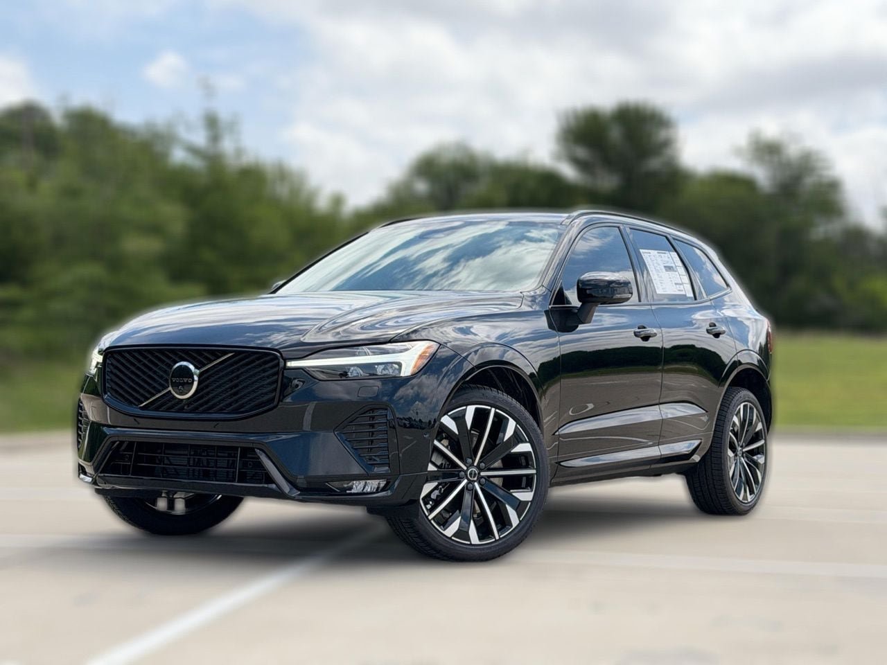 New 2027 Volvo XC60 B5 Ultra AWD/4WD image 2