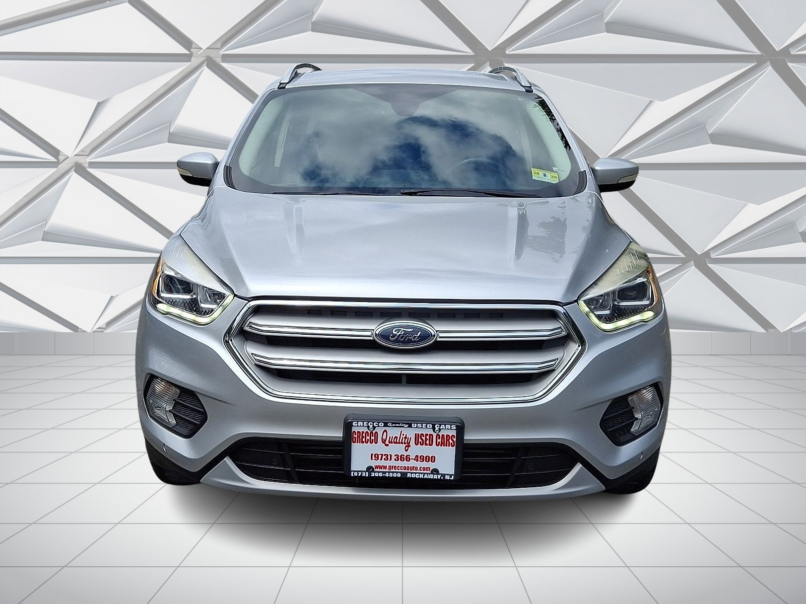 Used 2019 Ford Escape Titanium AWD/4WD image 3