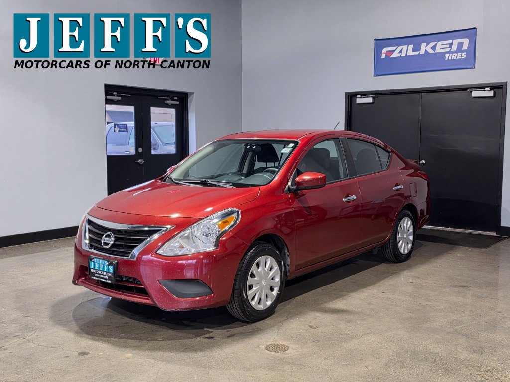 Used 2018 Nissan Versa SV FWD image 1