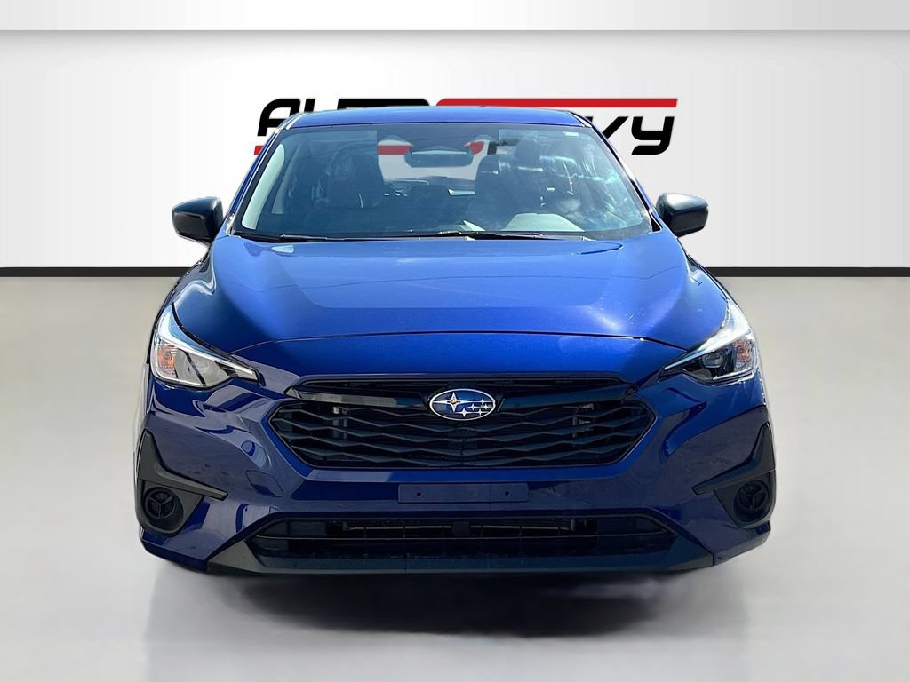 Used 2025 Subaru Impreza 2.0i AWD/4WD image 2