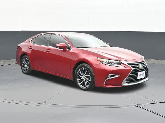 Used 2017 Lexus ES 350 w/ Luxury Package image 1