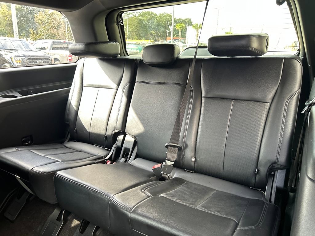 Used 2020 Ford Expedition XLT w/ Equipment Group 202A image 14