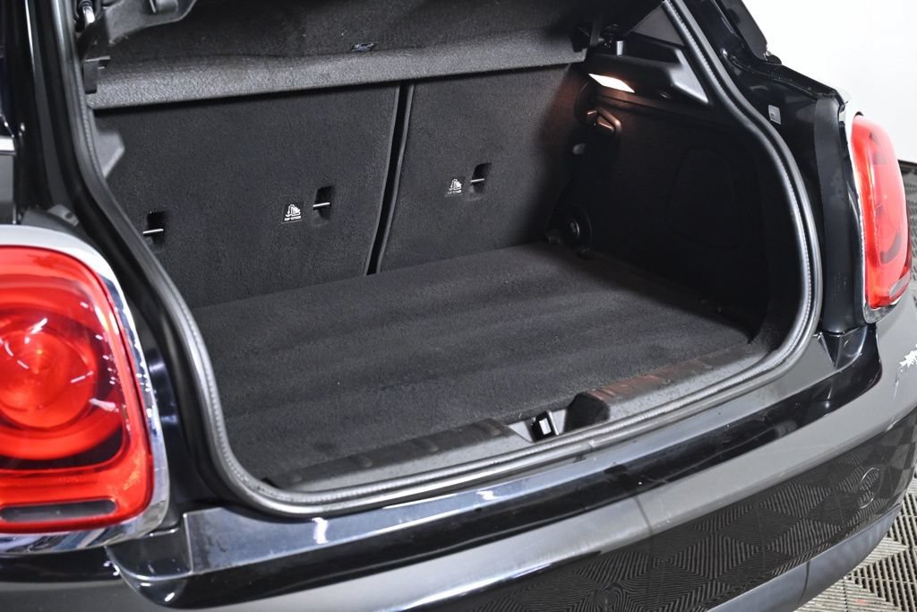 Used 2015 MINI Cooper 4-Door Hardtop FWD image 28