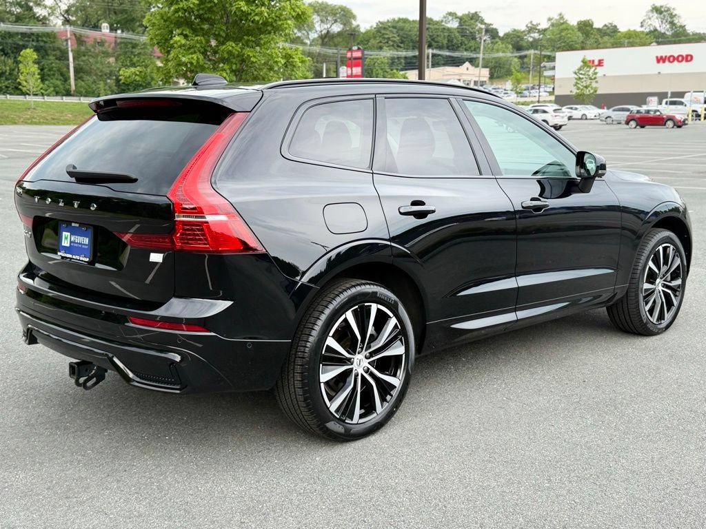Used 2023 Volvo XC60 T8 Plus w/ Climate Package AWD/4WD image 7