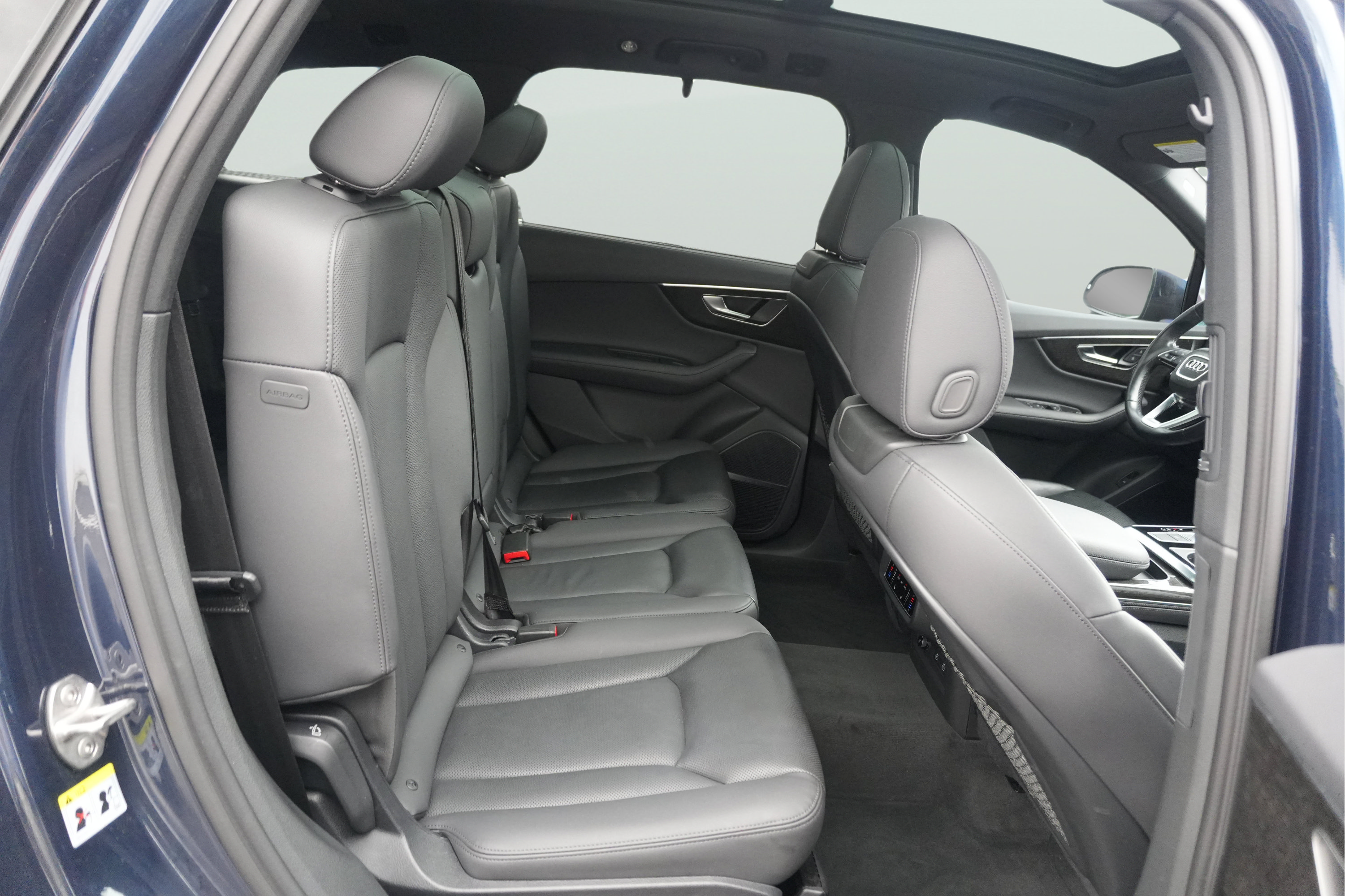 Used 2024 Audi Q7 2.0T Premium Plus w/ Premium Plus Package AWD/4WD image 28
