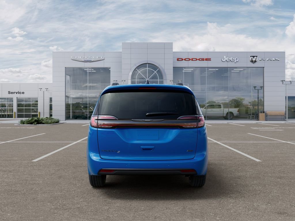New 2026 Chrysler Pacifica Select w/ S Appearance Package image 7