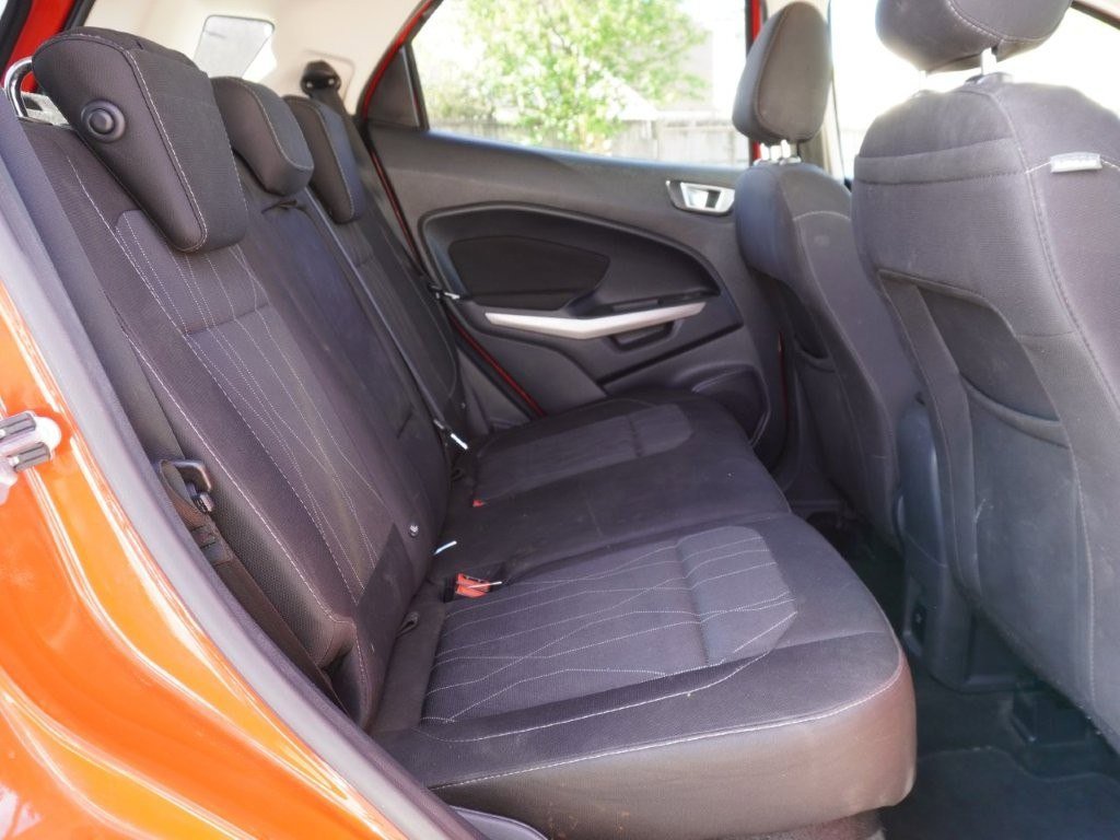 Used 2019 Ford EcoSport SE w/ SE Convenience Package image 7
