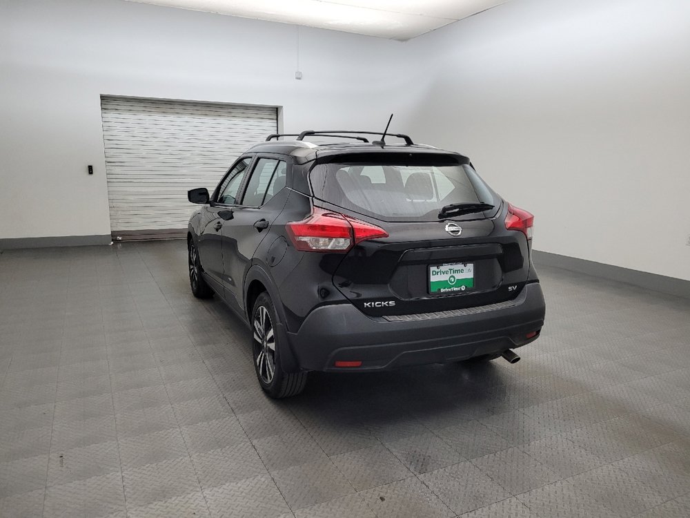 Used 2018 Nissan Kicks SV w/ Exterior Package FWD image 5