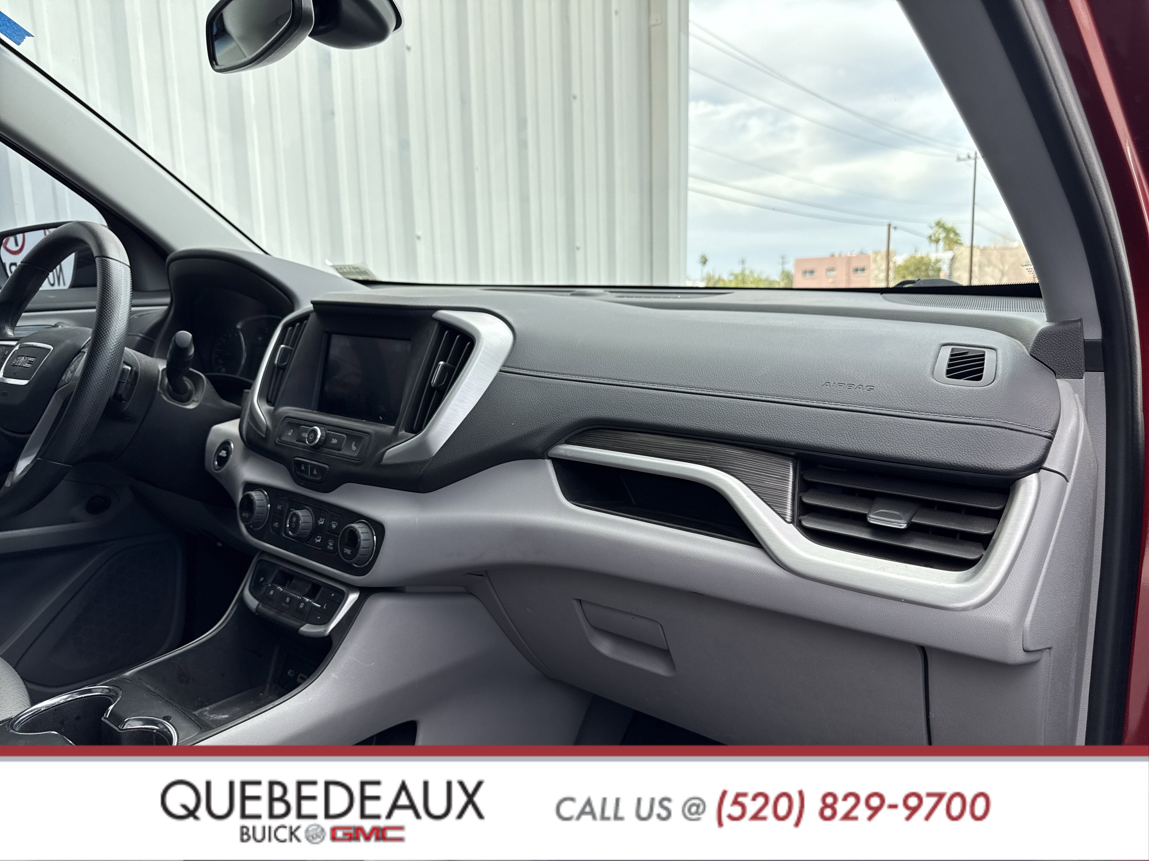 Used 2022 GMC Terrain SLE w/ Driver Convenience Package image 32