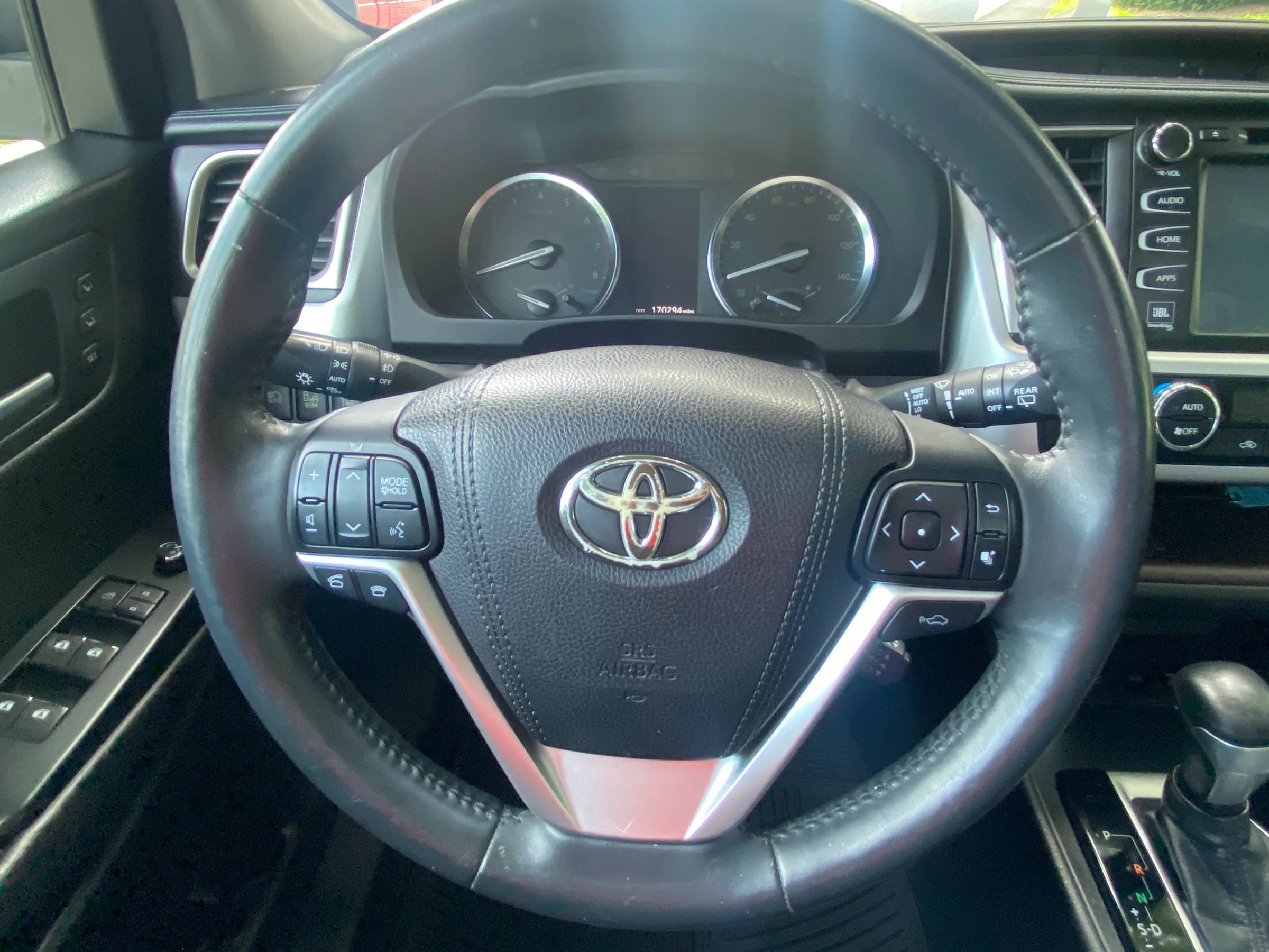Used 2016 Toyota Highlander Limited Platinum AWD/4WD image 19
